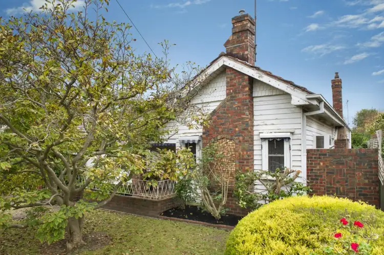 7 Myrniong Street, Glen Iris VIC 3146