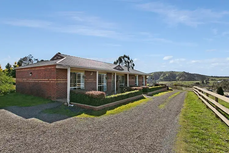 715 O'Gradys Road, Wandong VIC 3758