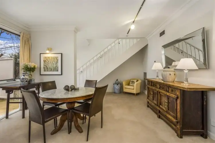 2/28 Walsh Street, South Yarra VIC 3141