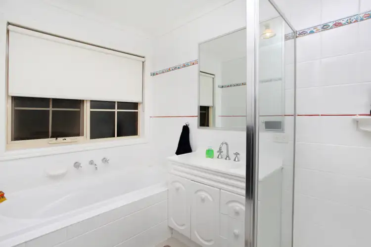Seventh view of Homely house listing, 25 Glenmore Place, Greenvale VIC 3059