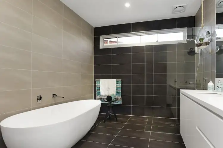 Fifth view of Homely townhouse listing, 2/307 Nepean Highway, Edithvale VIC 3196