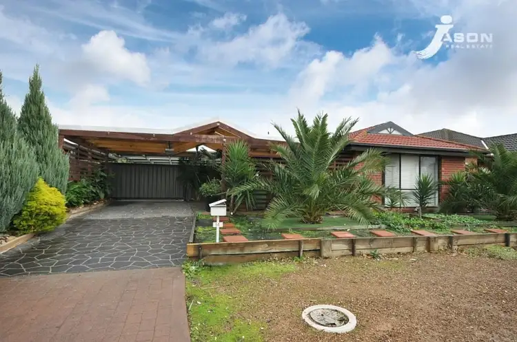 14 Bembridge Mews