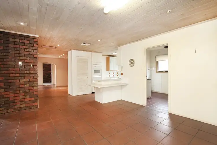 Fifth view of Homely house listing, 10 Jacana Court, Sunshine North VIC 3020