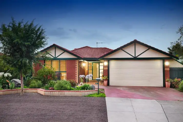 17 Karinya Close, Werribee VIC 3030
