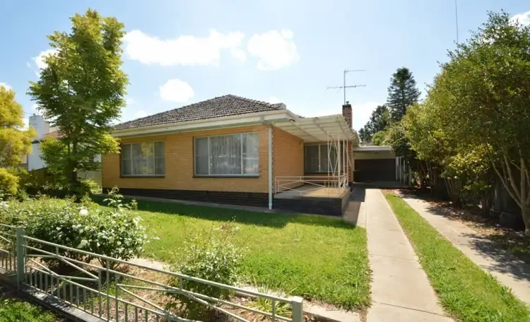 4 Larkings Street, Wangaratta VIC 3677