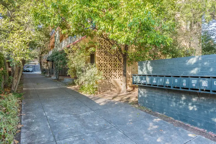 Second view of Homely apartment listing, 3/24 The Avenue, Windsor VIC 3181