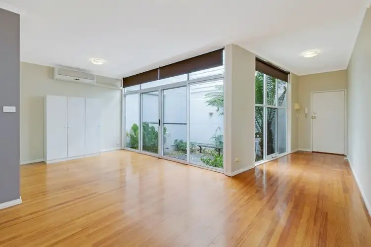 14 36 Forest Street, Whittlesea VIC 3757