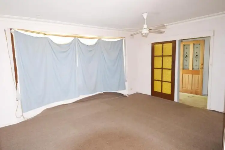 Second view of Homely house listing, 8 Harrow Street, Wendouree VIC 3355