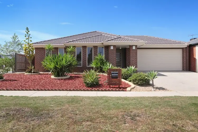 64 Botanica Springs Boulevard, Brookfield VIC 3338