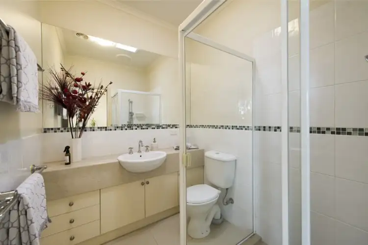 Sixth view of Homely unit listing, 1/2 Flora Grove, Forest Hill VIC 3131