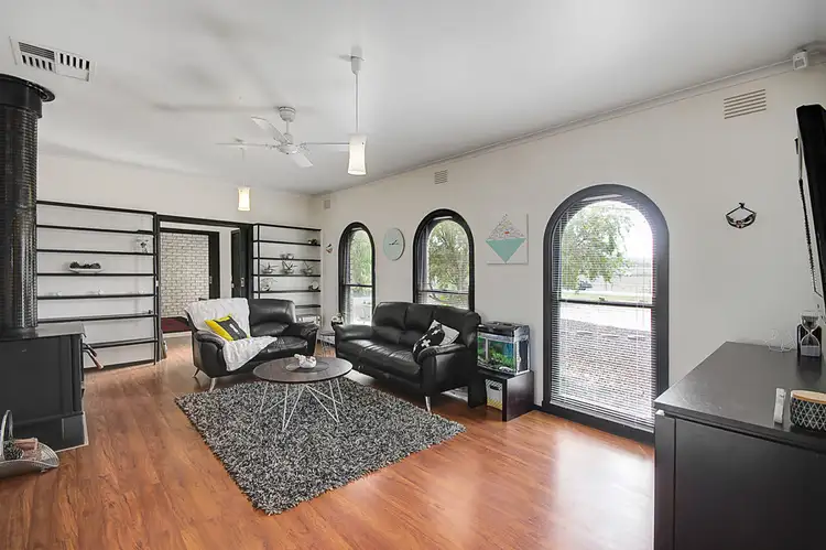 Fifth view of Homely house listing, 10 Resibee Street, Lara VIC 3212