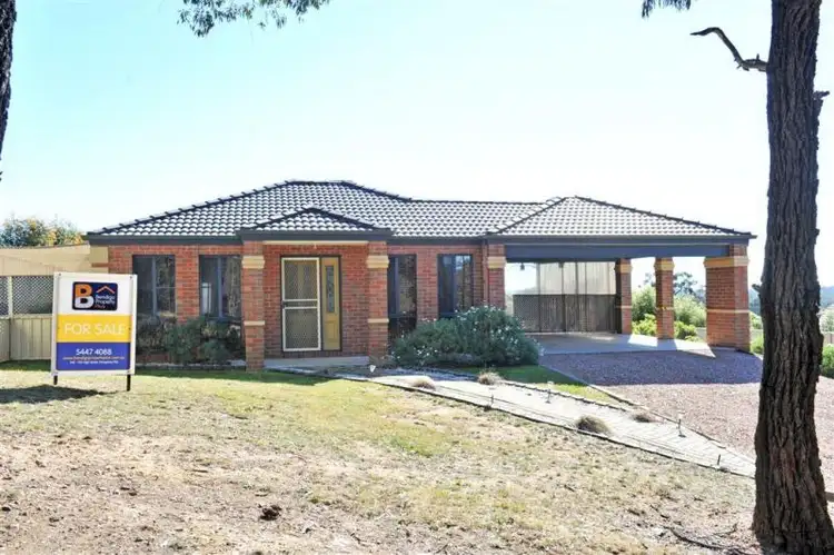 4 Londey Street, Kangaroo Flat VIC 3555