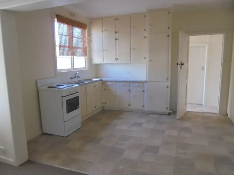 Fifth view of Homely house listing, 33 Latje Road, Robinvale VIC 3549