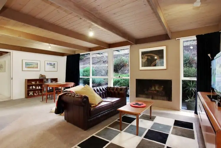 Fifth view of Homely house listing, 7 Lawrence Court, North Warrandyte VIC 3113