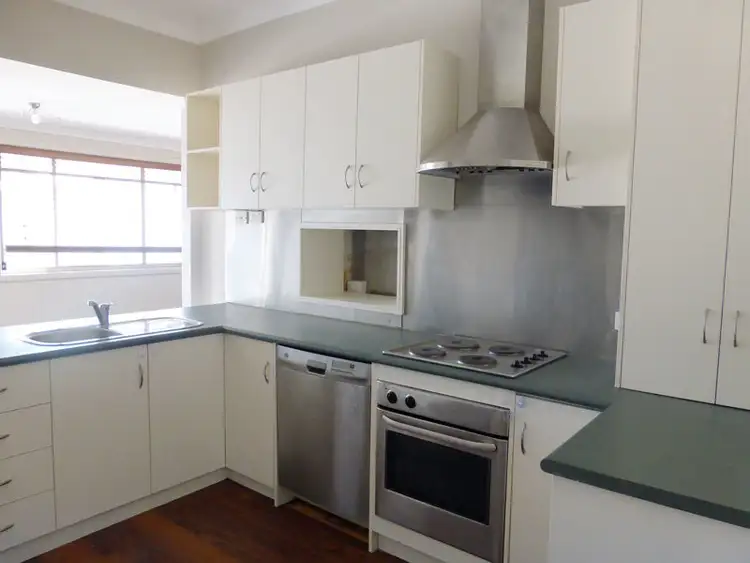 Fifth view of Homely house listing, 114 Bennett Road, Horsham VIC 3400