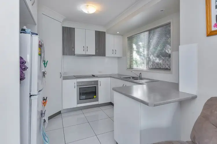 Fourth view of Homely semi-detached listing, 11 Galah Street, Churchill QLD 4305