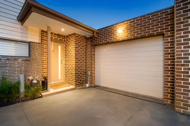 Second view of Homely unit listing, 5/16 Lyonsville Avenue, Preston VIC 3072