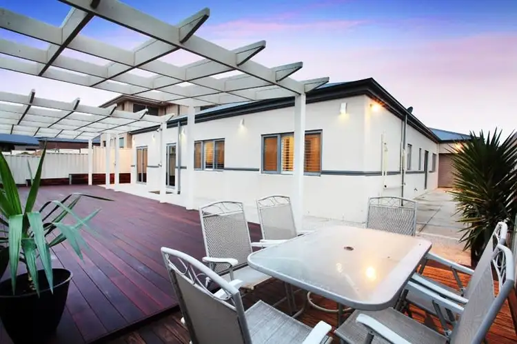 Second view of Homely house listing, 40 Threadneedle Street (Cambridge Gardens), Attwood VIC 3049