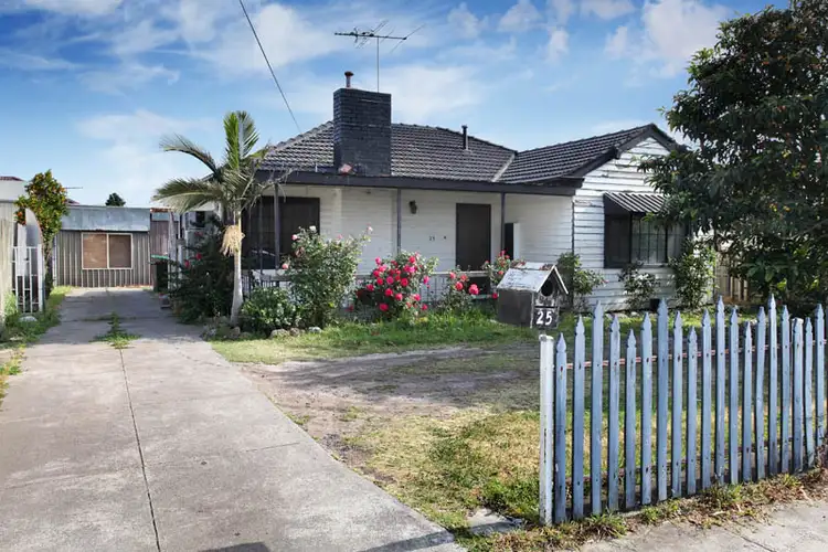 25 Berkshire Road, Sunshine North VIC 3020