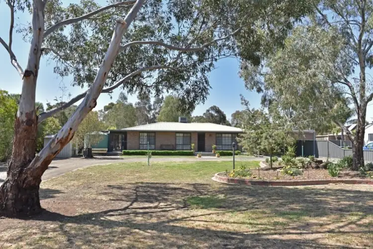 11 Hakea Road, Huntly VIC 3551