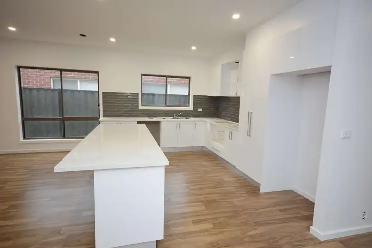 Fourth view of Homely house listing, 7 Eminence Way, Craigieburn VIC 3064