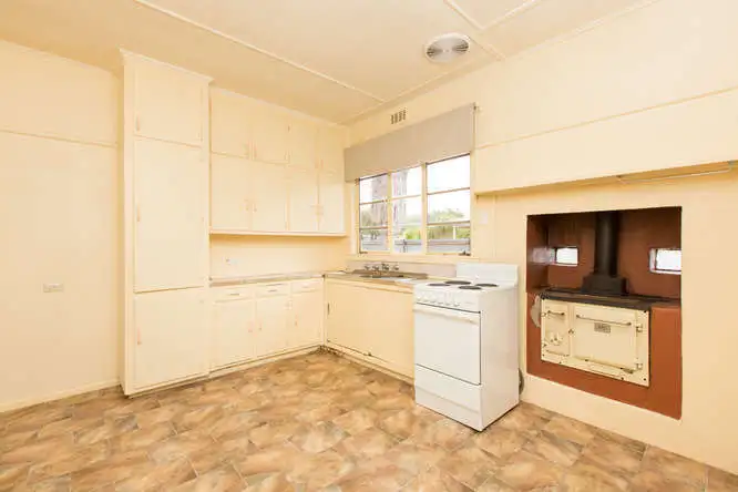 Second view of Homely house listing, 117 Commercial Street, Merbein VIC 3505