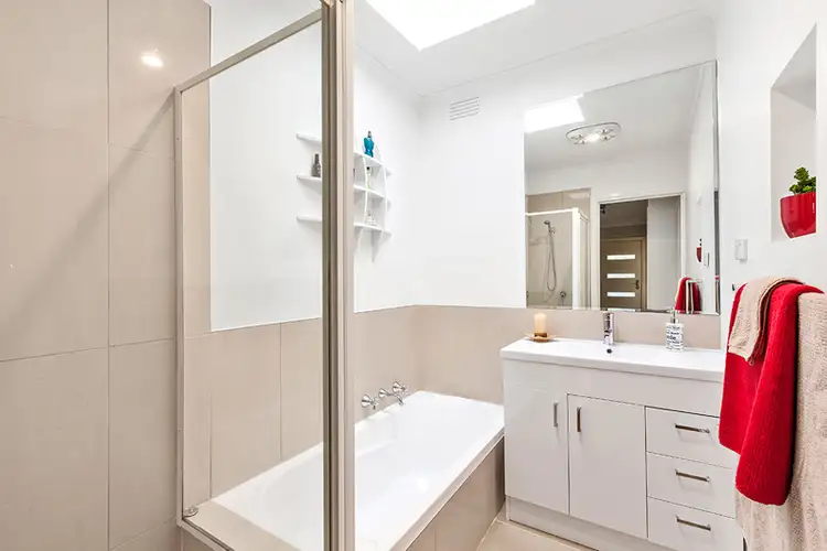 Third view of Homely unit listing, 1/18 Nicholls Street, Macleod VIC 3085