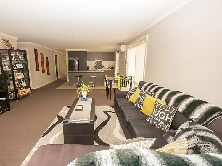Seventh view of Homely house listing, 10 Barmera Way, Truganina VIC 3029
