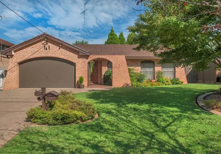 6 Pennington Avenue, Georges Hall NSW 2198