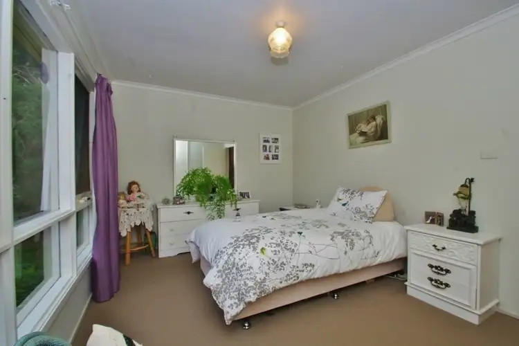 Sixth view of Homely house listing, 5 Centre Grove, Healesville VIC 3777