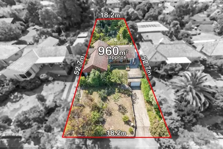 16 Alfreda Avenue, Rosanna VIC 3084