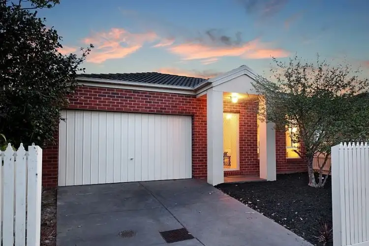 Main view of Homely unit listing, 1/20 Buckingham Avenue, Bentleigh VIC 3204