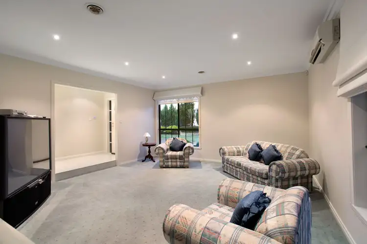 Fifth view of Homely house listing, 5 Kiwi Retreat, Keilor Downs VIC 3038