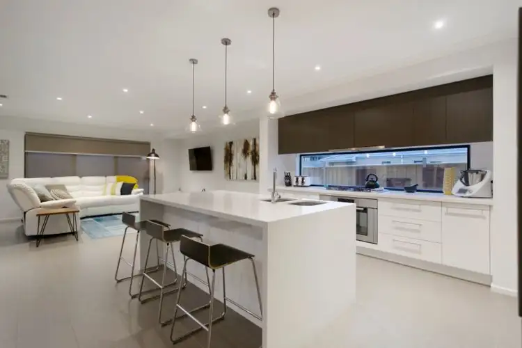 Sixth view of Homely house listing, 19 Greenside Circuit, Sandhurst VIC 3977