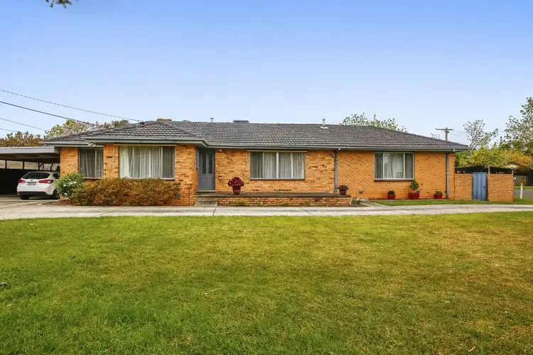 110 Carronvale Road, Mooroolbark VIC 3138