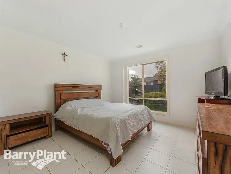 Seventh view of Homely house listing, 11 Gosford Gardens, Derrimut VIC 3030