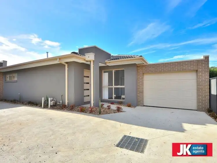 4/727 Tarneit Road, Tarneit VIC 3029
