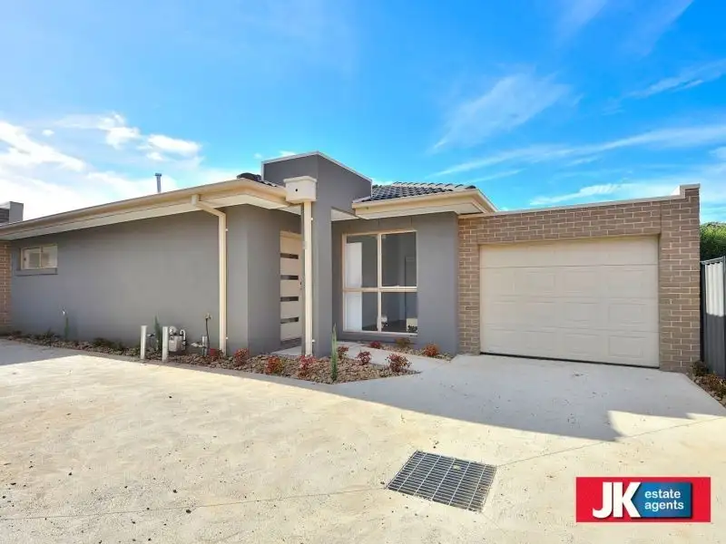 Main view of Homely unit listing, 4/727 Tarneit Road, Tarneit VIC 3029
