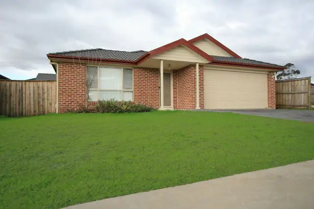 Main view of Homely villa listing, 1/9 Harvest Court, Branxton NSW 2335