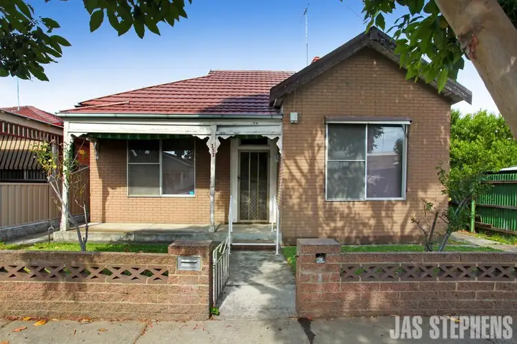 153 Coronation Street, Kingsville VIC 3012