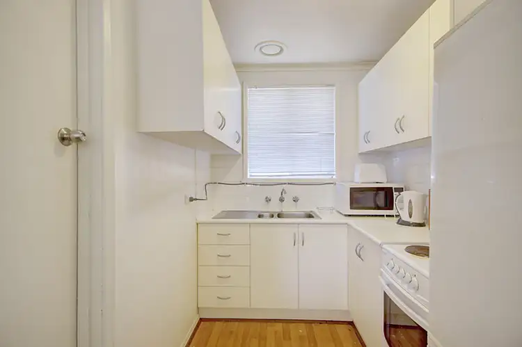 Second view of Homely unit listing, 4/1 Kinnordy Court, Hamlyn Heights VIC 3215