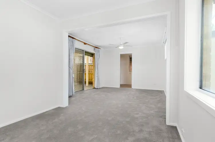 Fifth view of Homely house listing, 1/8 Croydondale Drive, Mooroolbark VIC 3138