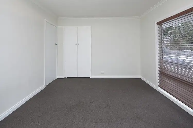 Sixth view of Homely house listing, 8 Walton Court, Narre Warren VIC 3805