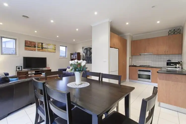 Fifth view of Homely unit listing, 2/18-20 Bloomfield Avenue, Maribyrnong VIC 3032
