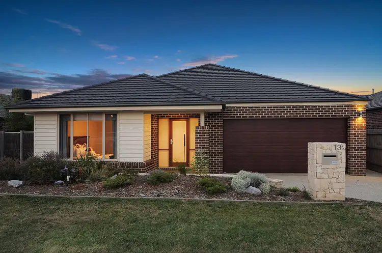 13 Galilee Drive, Skye VIC 3977