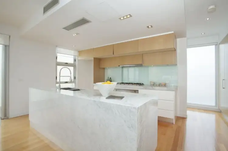 Fifth view of Homely townhouse listing, 6/12 Kenilworth Grove, Glen Iris VIC 3146