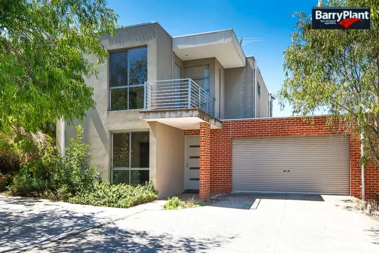 Main view of Homely townhouse listing, 1/1089 Plenty Road, Bundoora VIC 3083