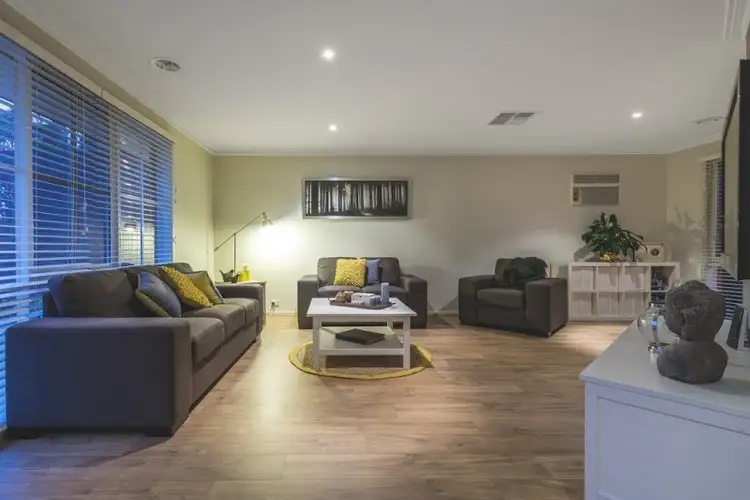Second view of Homely house listing, 2 Carey Court, Sunbury VIC 3429