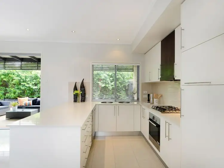 Fifth view of Homely townhouse listing, 365 Hawthorne Road, Hawthorne QLD 4171
