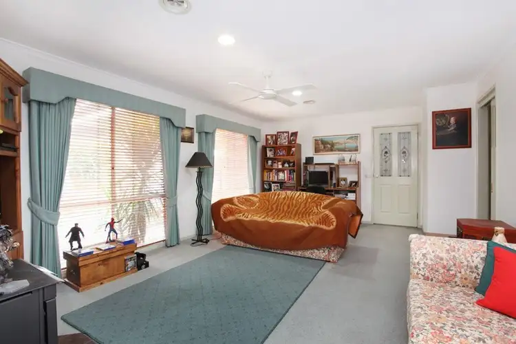 Sixth view of Homely house listing, 3 Gardenview Grove, Westmeadows VIC 3049